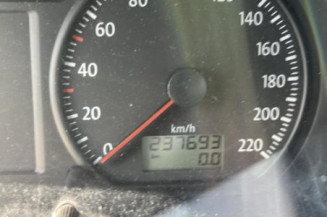 Serrure avant droit VOLKSWAGEN POLO 4