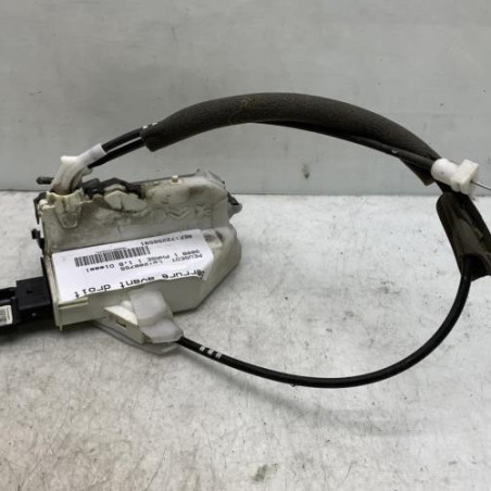 Serrure avant droit PEUGEOT 3008 1