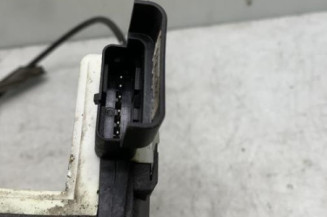 Serrure avant droit PEUGEOT 3008 1