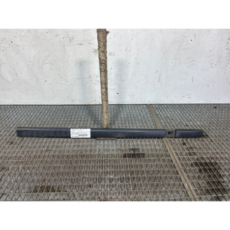 Baguette de porte avant droite RENAULT CLIO 3 Photo n°1