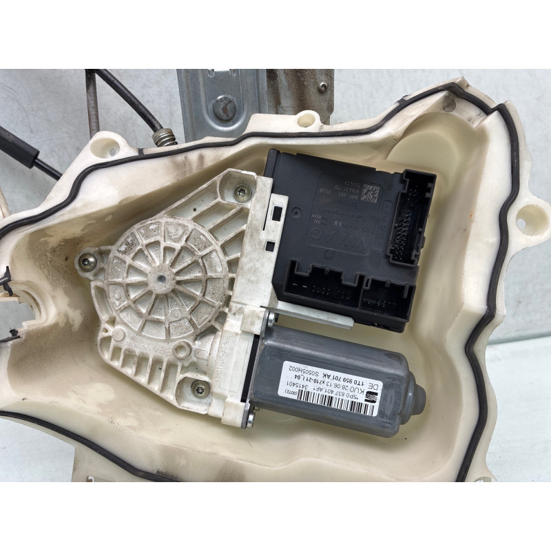 Leve vitre electrique avant gauche SEAT ALTEA Photo n°2