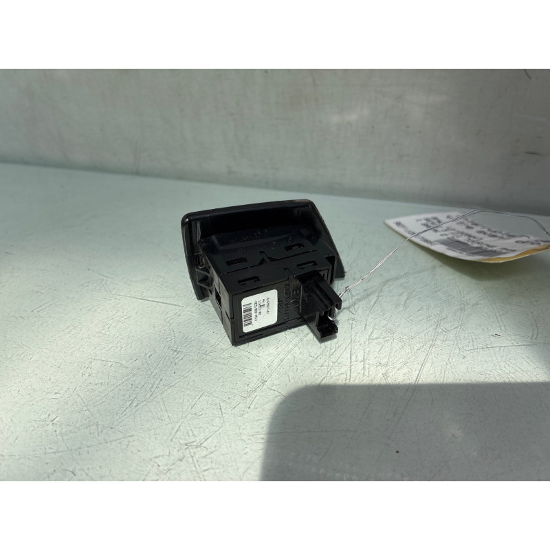 Interrupteur de leve vitre avant droit BMW SERIE 5 F11 Photo n°1