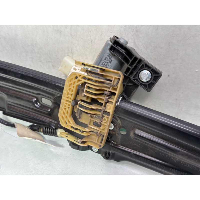 Leve vitre electrique arriere droit BMW SERIE 5 F11 Photo n°5