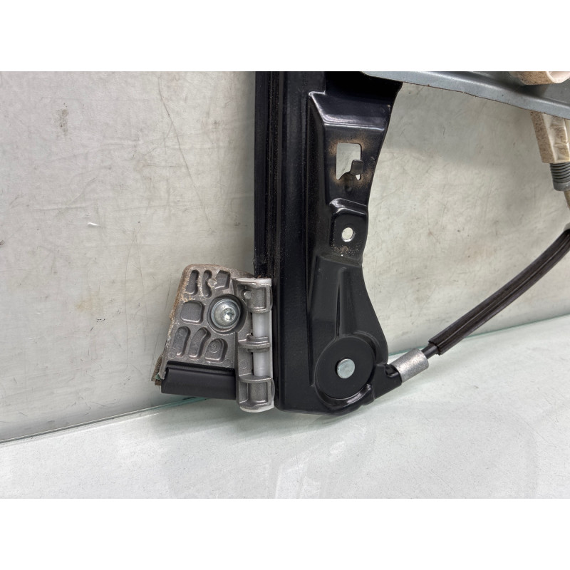 Leve vitre electrique avant gauche MERCEDES CLASSE C 203 COUPE SPORT Photo n°8
