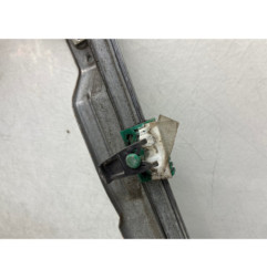 Leve vitre electrique avant droit RENAULT CLIO 3 Photo n°1