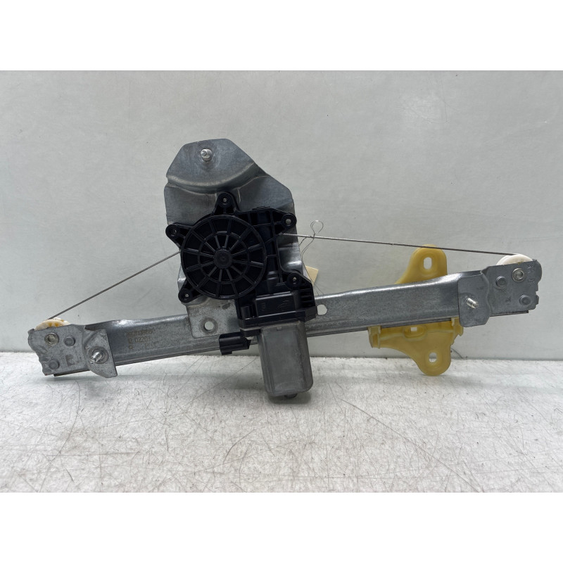 Leve vitre electrique arriere droit RENAULT CLIO 4 Photo n°3