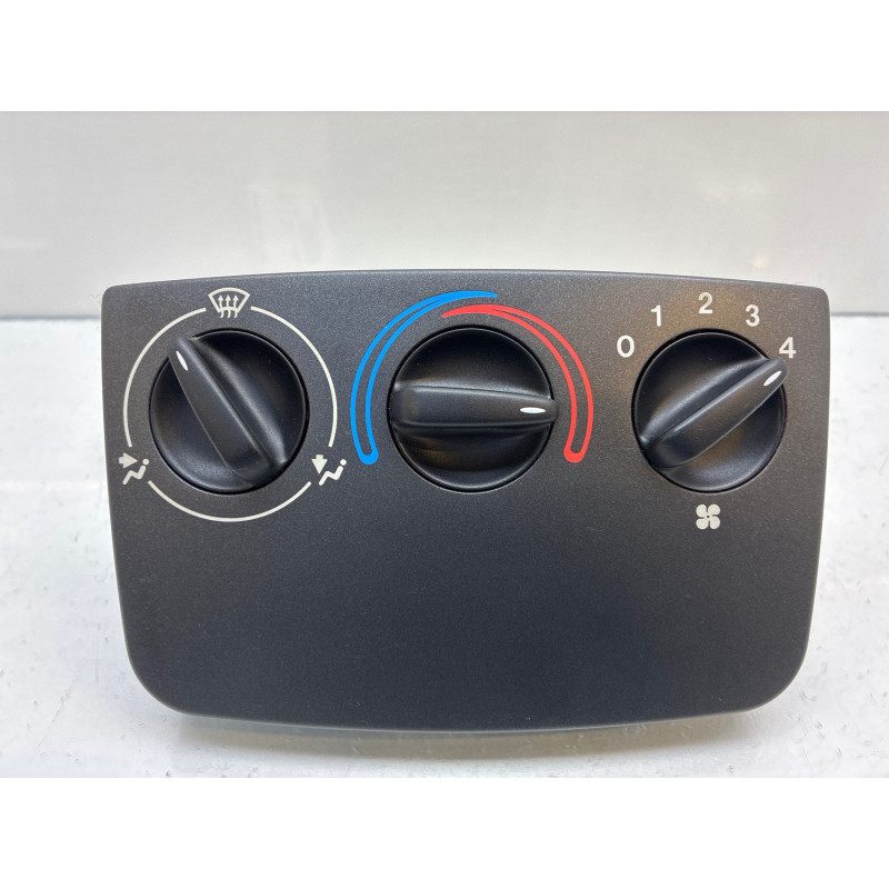 Commande chauffage FORD FIESTA 4 Photo n°1