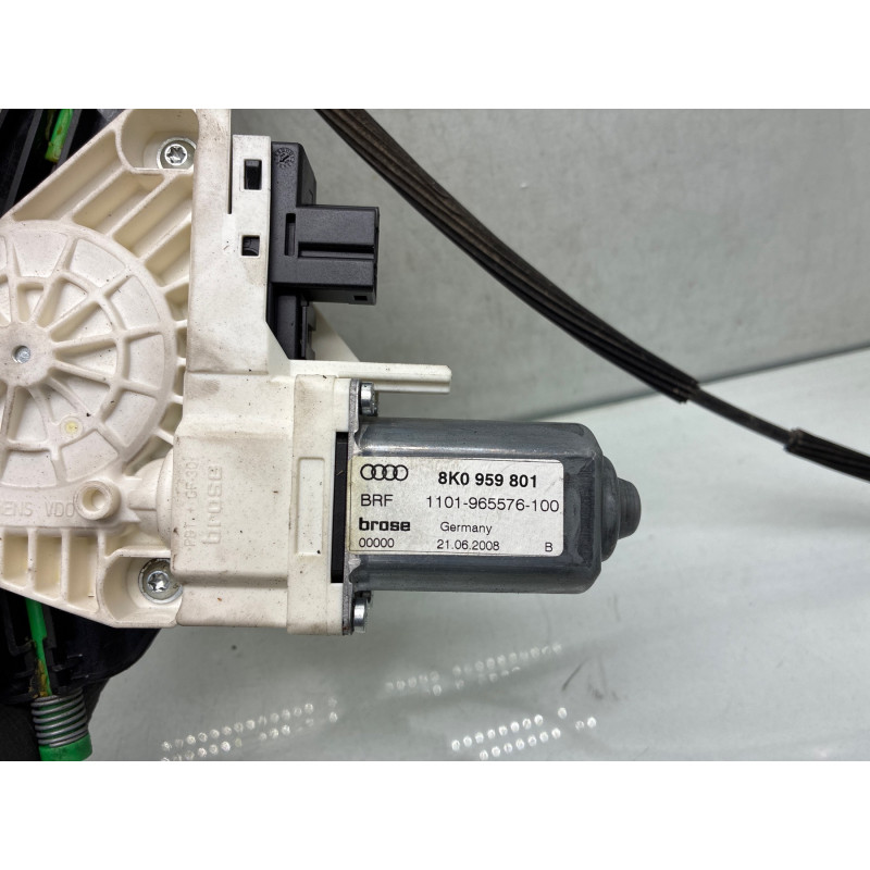 Leve vitre electrique avant gauche AUDI A4 3 Photo n°6