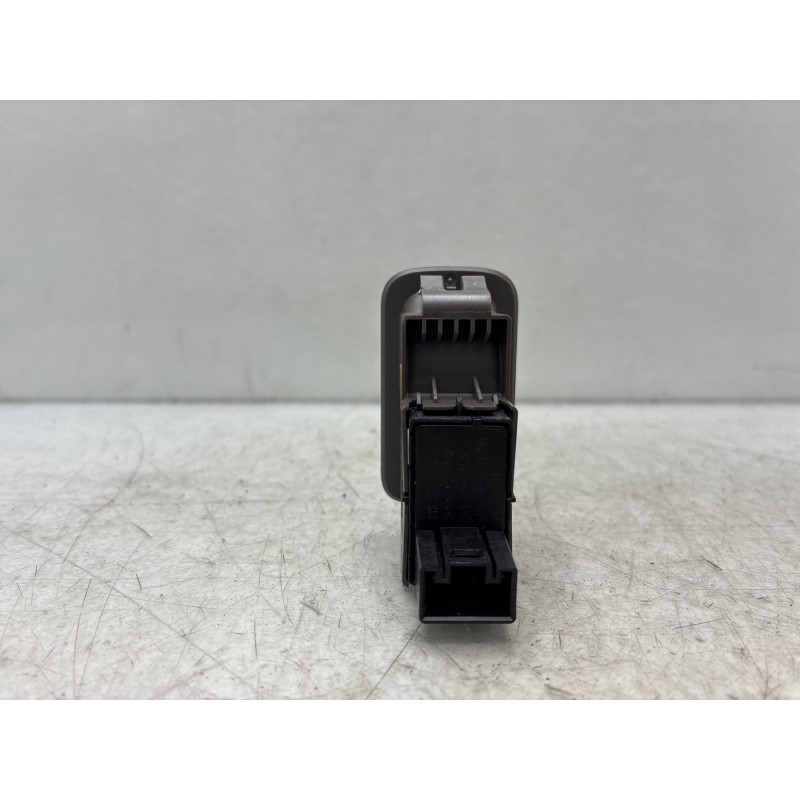 Interrupteur de leve vitre arriere droit VOLKSWAGEN GOLF 7 Photo n°4