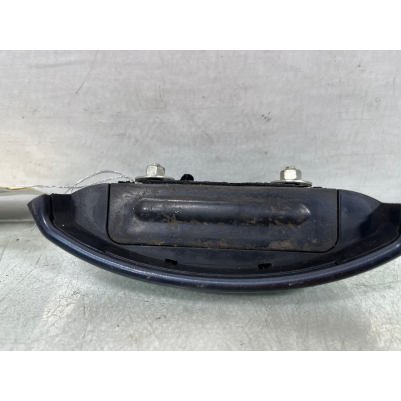 Bouton de coffre OPEL MERIVA A Photo n°4