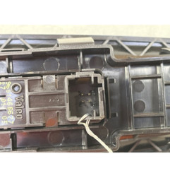 Interrupteur de leve vitre avant droit CITROEN C4 1
