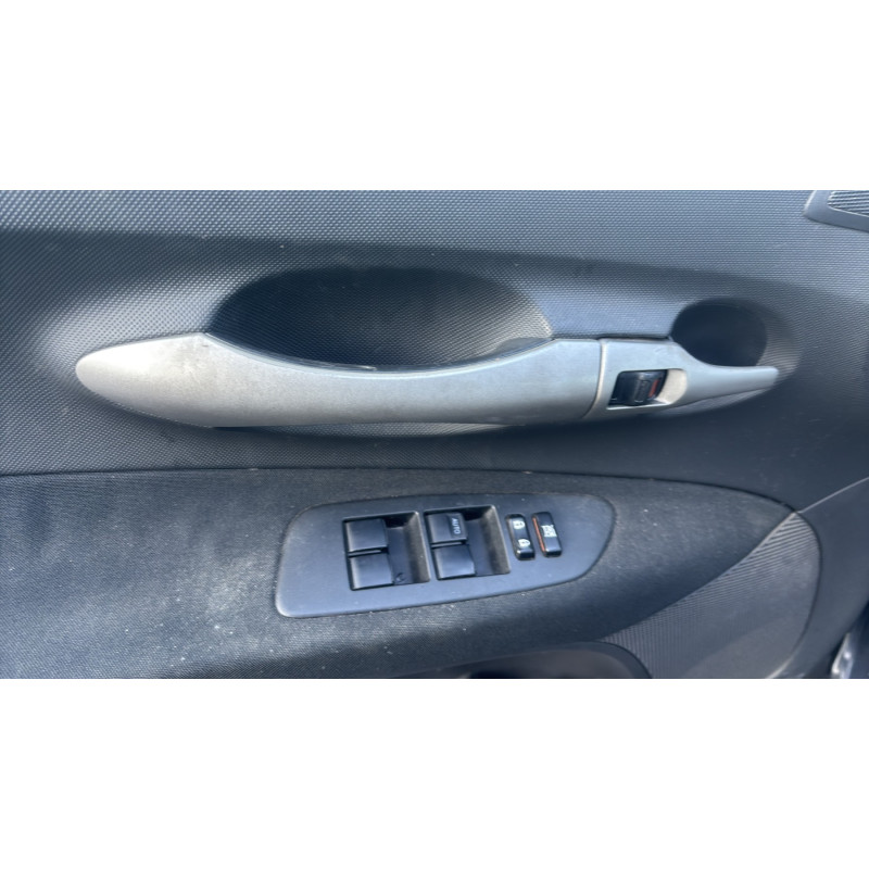 Porte avant gauche TOYOTA AURIS 1 Photo n°13