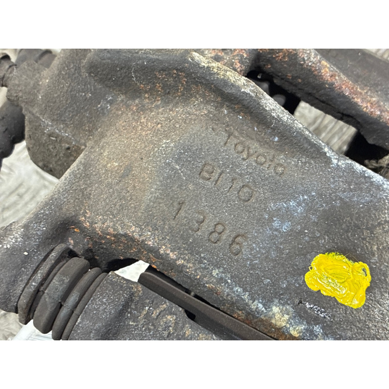 Etrier avant droit (freinage) TOYOTA COROLLA 10 Photo n°4