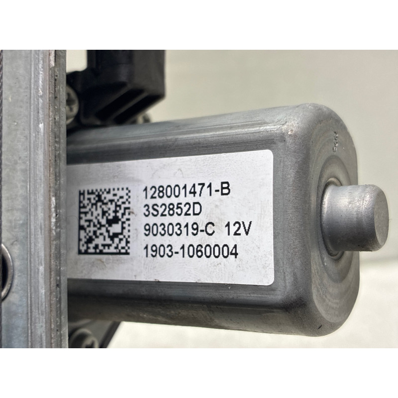 Leve vitre electrique avant droit RENAULT CLIO 4 Photo n°7