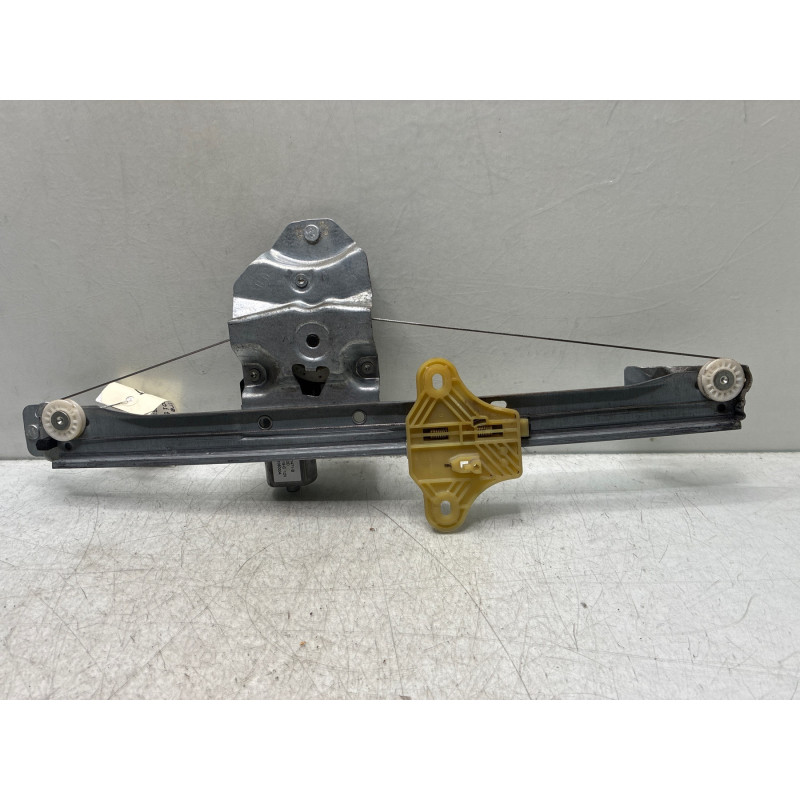 Leve vitre electrique avant droit RENAULT CLIO 4 Photo n°8