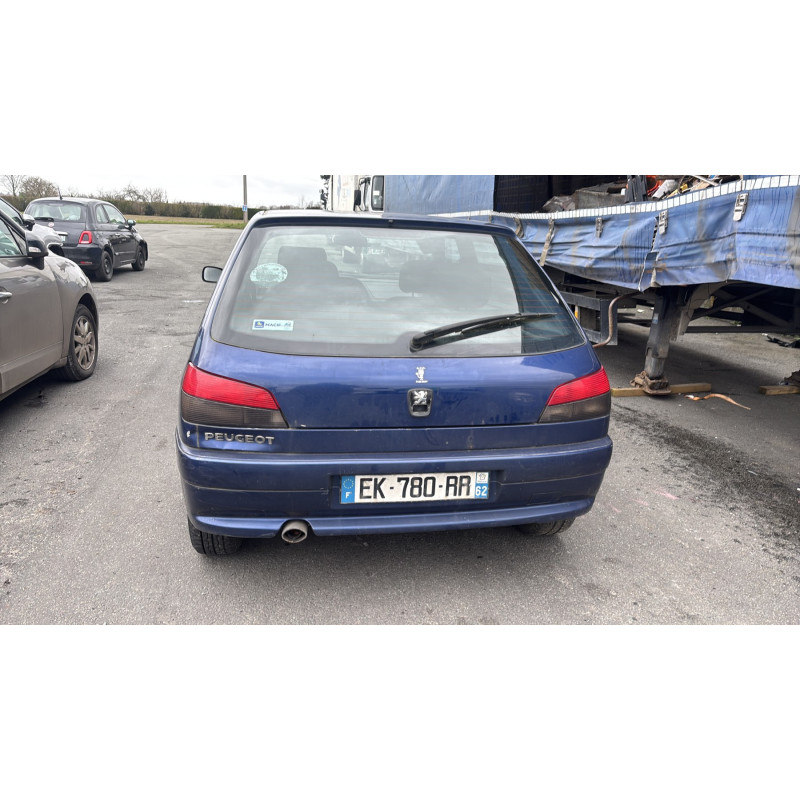 Etrier avant droit (freinage) PEUGEOT 306 Photo n°10