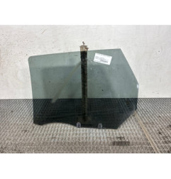 Vitre arriere droit PEUGEOT 308 2 SW Photo n°1