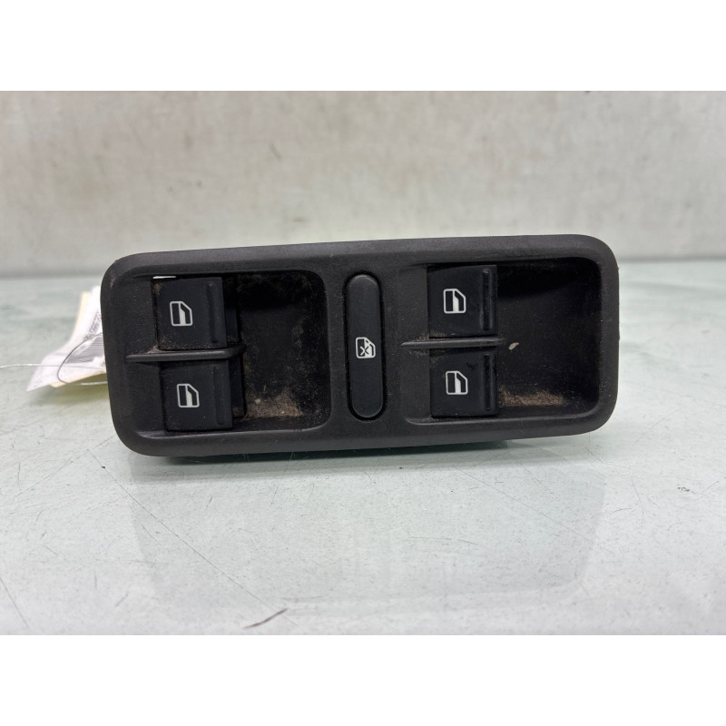 Interrupteur de leve vitre avant gauche SKODA FABIA 2 Photo n°4