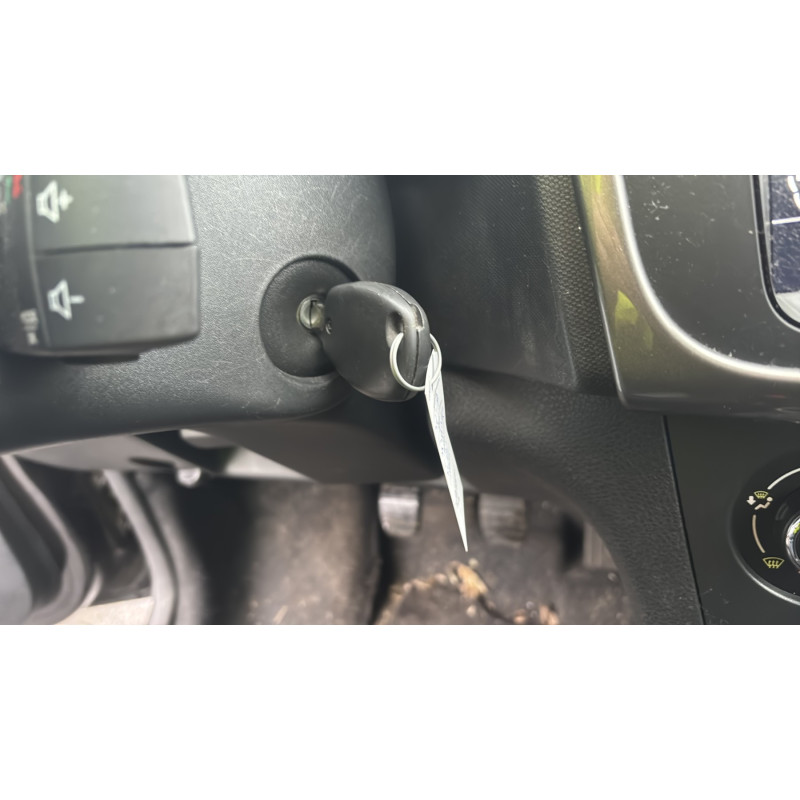 Custode arriere gauche (porte) DACIA SANDERO 2 Photo n°20