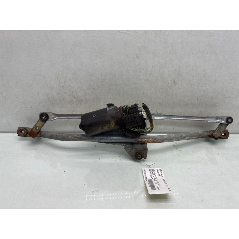 Moteur essuie glace avant VOLKSWAGEN PASSAT 4 Photo n°1