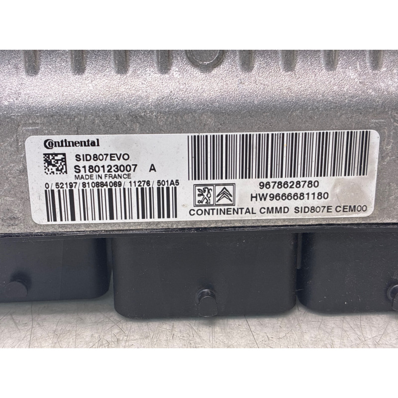 Calculateur moteur PEUGEOT 3008 1 Photo n°3