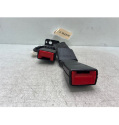 Attache ceinture arriere droit PEUGEOT 3008 1