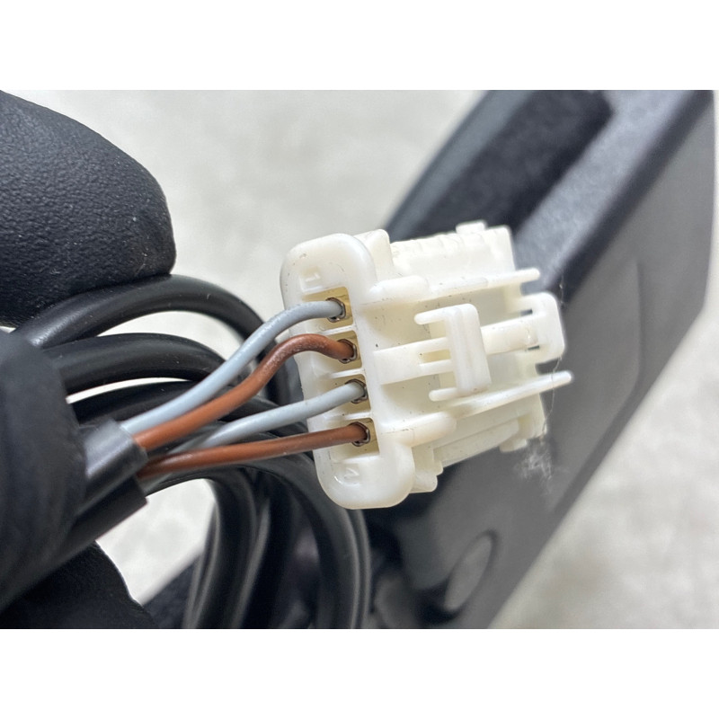 Attache ceinture arriere droit PEUGEOT 3008 1 Photo n°4