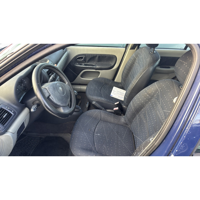 Etrier avant gauche (freinage) RENAULT CLIO 2 Photo n°14