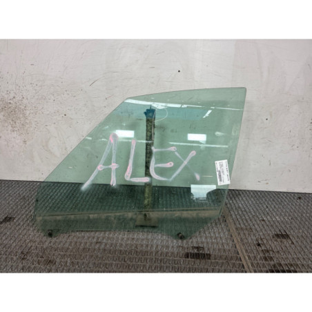 Vitre avant gauche CITROEN C4 GRAND PICASSO 1