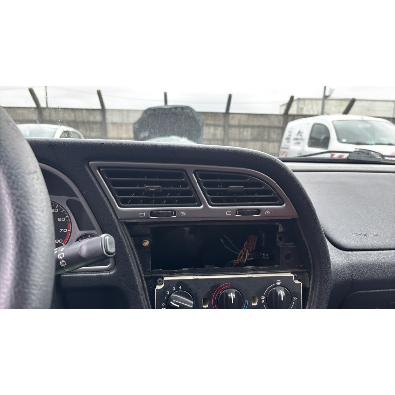 Custode arriere droit (porte) PEUGEOT 306 Photo n°20