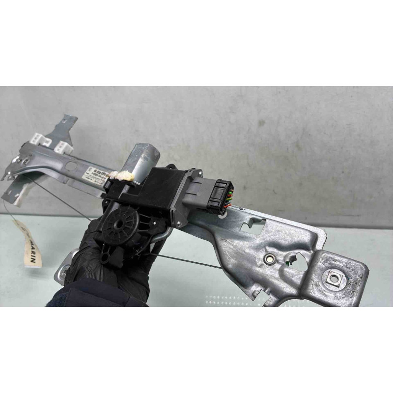 Leve vitre electrique arriere droit PEUGEOT 5008 1 Photo n°4