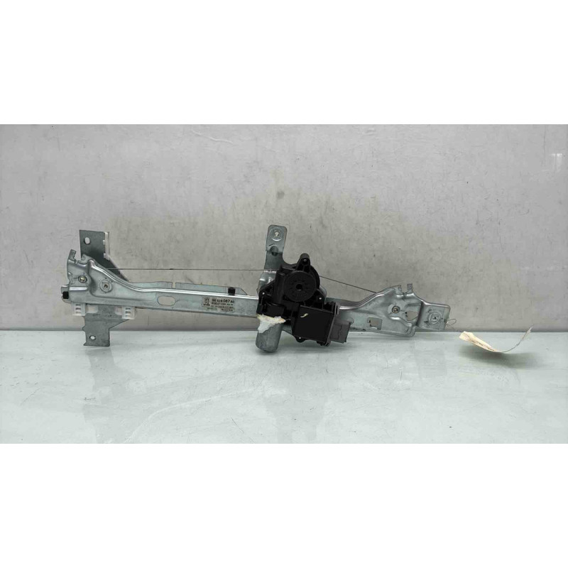 Leve vitre electrique arriere gauche PEUGEOT 5008 1 Photo n°4
