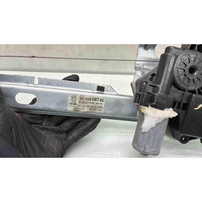 Leve vitre electrique arriere gauche PEUGEOT 5008 1 Photo n°6