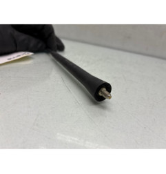 Antenne PEUGEOT 208 1