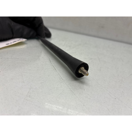 Antenne PEUGEOT 208 1