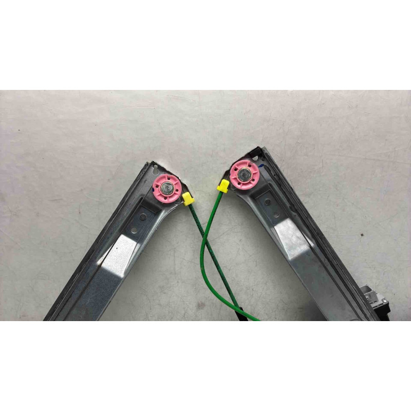 Leve vitre electrique avant gauche OPEL CORSA E Photo n°6