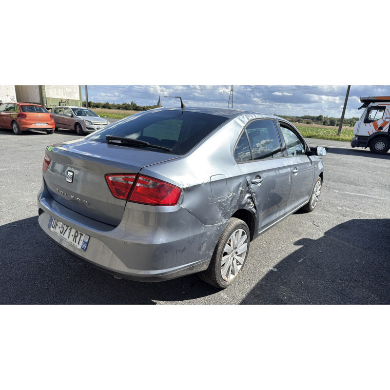 Compresseur clim SEAT TOLEDO 4 Photo n°7