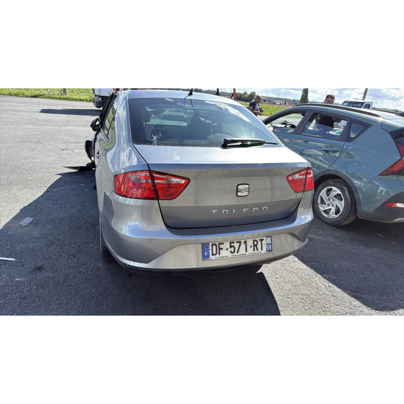 Compresseur clim SEAT TOLEDO 4 Photo n°9