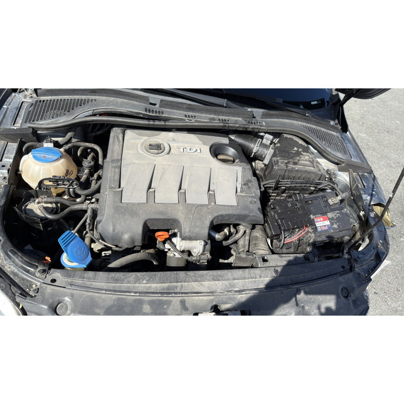 Compresseur clim SEAT TOLEDO 4 Photo n°13
