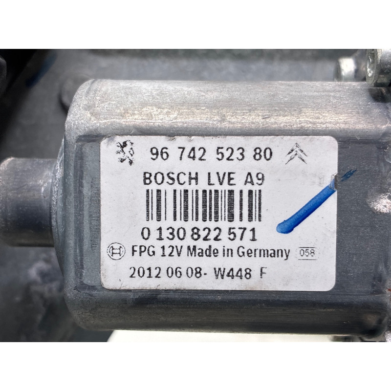 Leve vitre electrique avant droit PEUGEOT 208 1 Photo n°9