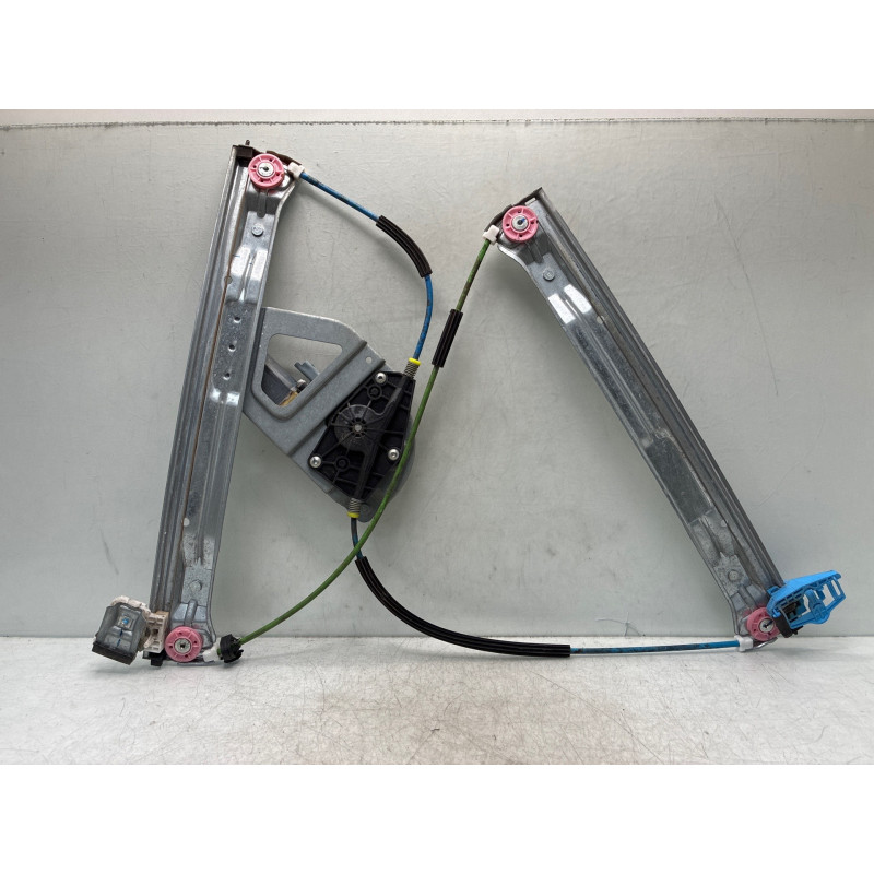 Leve vitre electrique avant droit PEUGEOT 208 1 Photo n°12