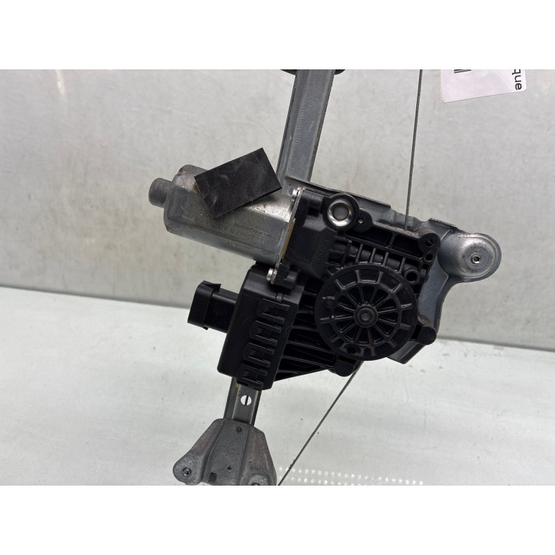 Leve vitre electrique arriere gauche OPEL ASTRA H Photo n°1