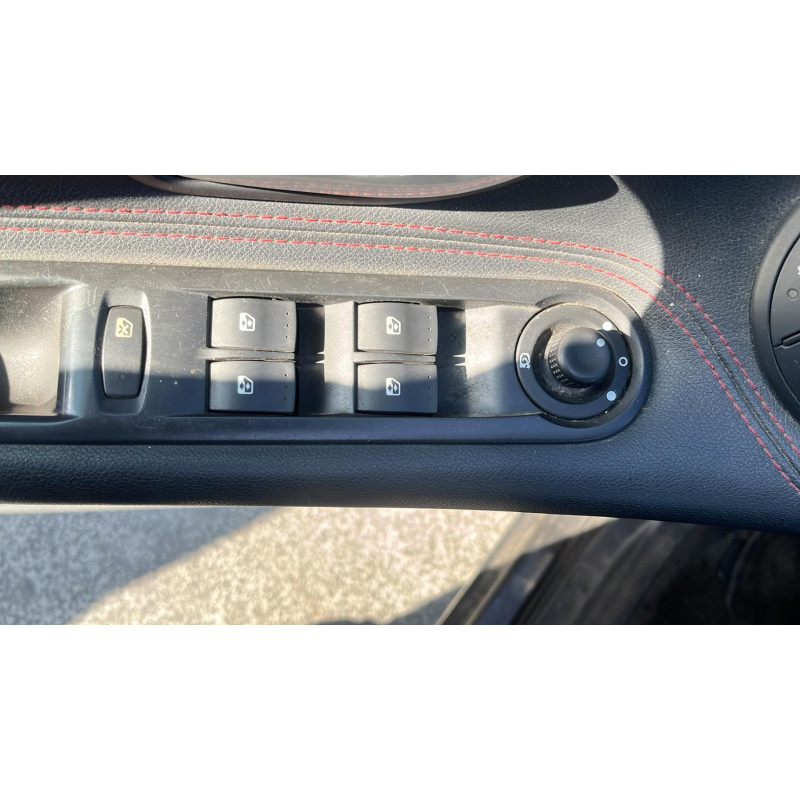 Verin de coffre RENAULT ESPACE 4 Photo n°10