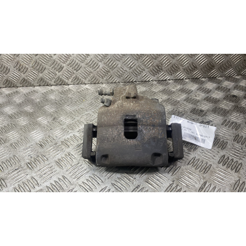 Etrier avant droit (freinage) OPEL CORSA E Photo n°1