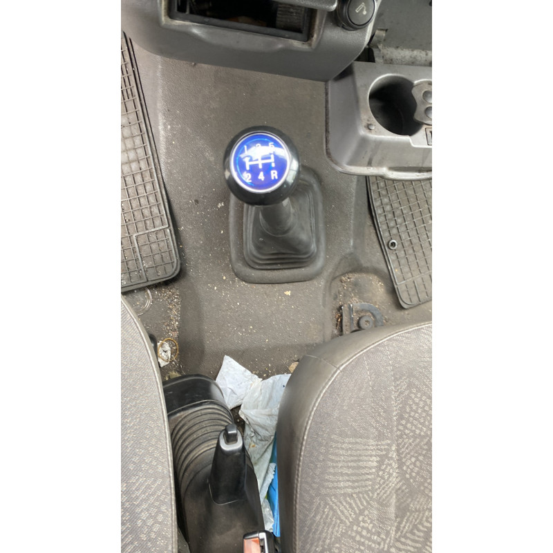 Attache ceinture avant gauche FORD TRANSIT 3 Photo n°20