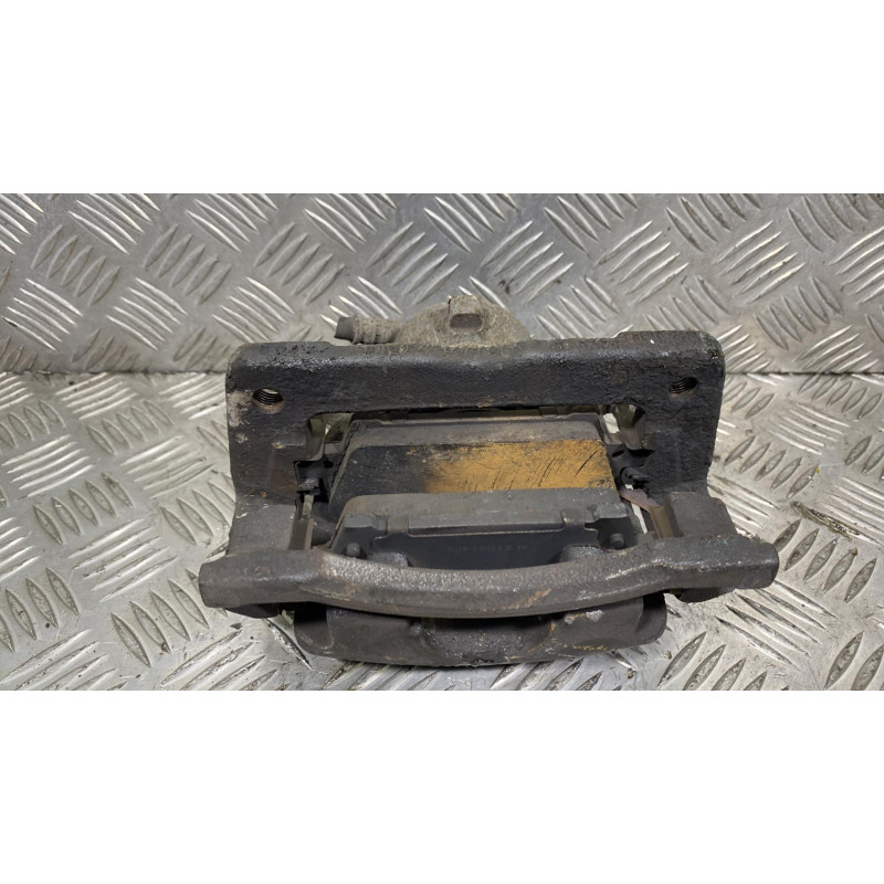 Etrier avant gauche (freinage) HONDA CIVIC 8 Photo n°3