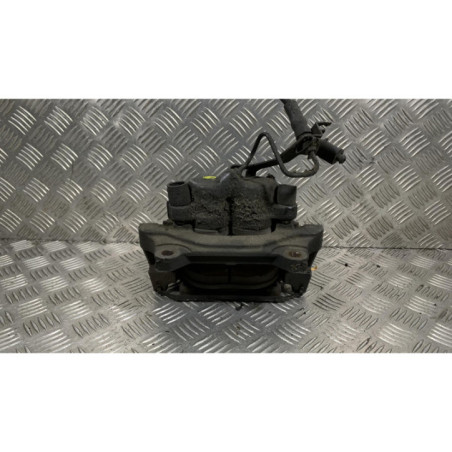 Etrier avant gauche (freinage) VOLKSWAGEN PASSAT 4