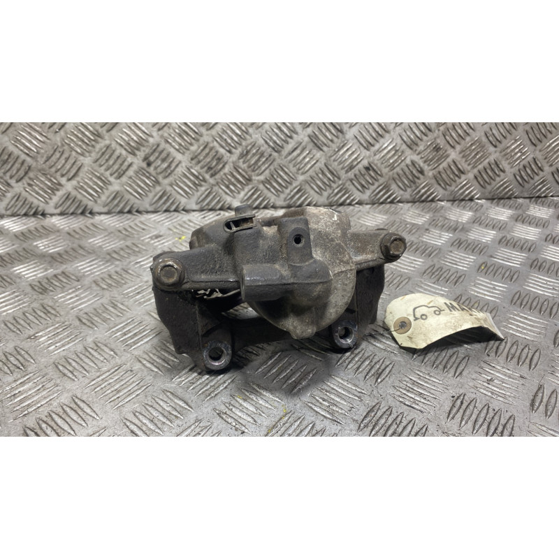 Etrier avant droit (freinage) OPEL CORSA D Photo n°3