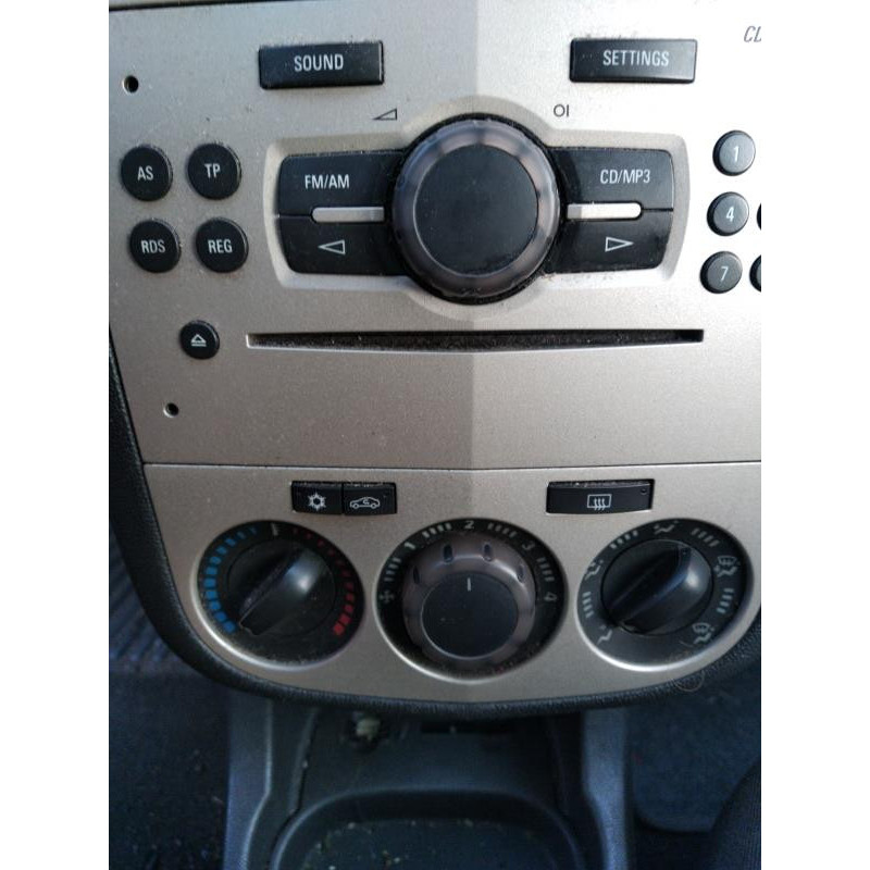 Etrier avant droit (freinage) OPEL CORSA D Photo n°7