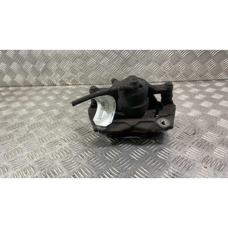 Etrier avant gauche (freinage) TOYOTA AURIS 1 Photo n°3
